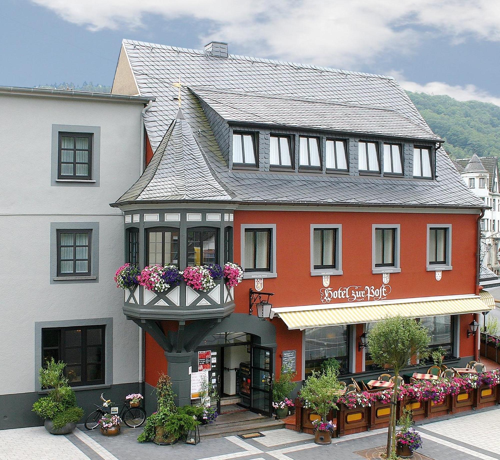 Hotel Zur Post Waldbreitbach エクステリア 写真