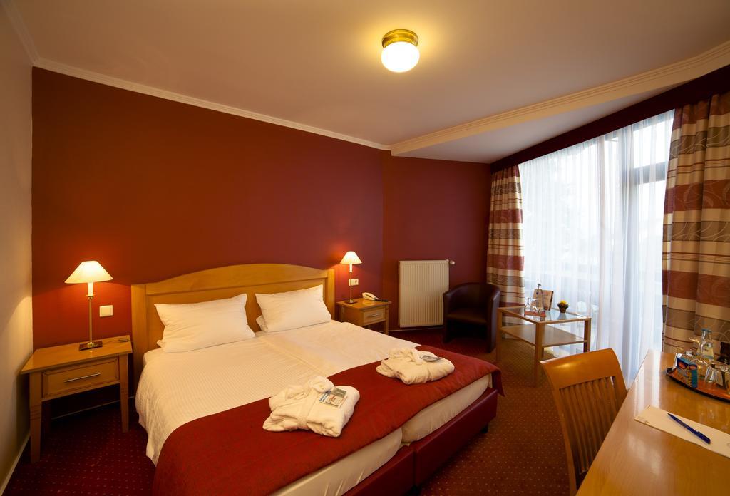 Hotel Zur Post Waldbreitbach 部屋 写真